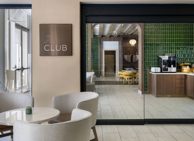 Exclusive M Club Lounge